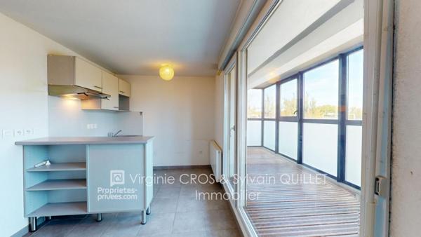 Studio 1 pièce 24 m2 + balcon Loggia de 9 m² + Parking