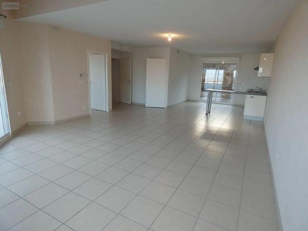 Location - Maison Clermont-Ferrand 63000 6 pièces 128 m 2 395 m 2