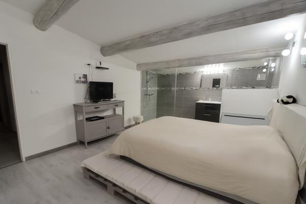 Villa Carpentras 7 pièce(s) 155 m2