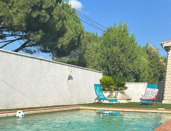 Villa Carpentras 7 pièce(s) 155 m2