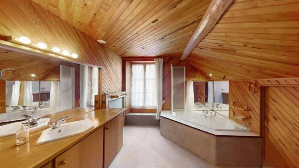 Belle longère de 144m² avec une grange de 90m²