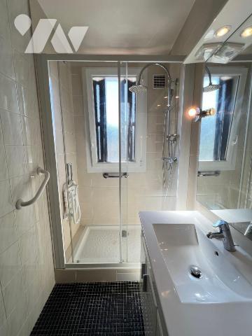 Eybens : Rue Jean Racine