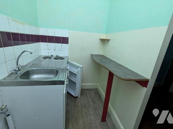 NANCY - IMMEUBLE de 3 T2