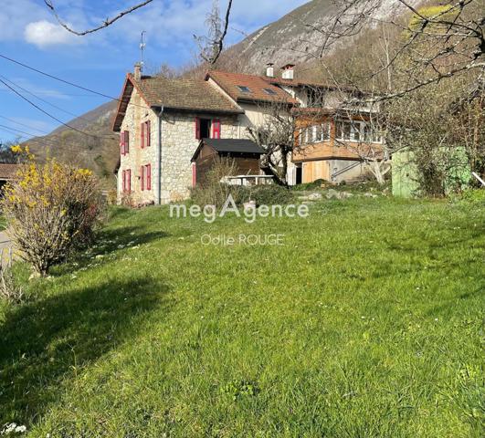 Maison à SERRIERES-EN-CHAUTAGNE, 73310 - 4 pièces 75m²