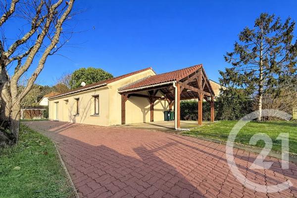 Maison à vendre  5 pièces - 135,40 m 2   GUERANDE  - 44