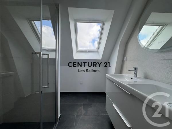 Maison à vendre  5 pièces - 135,40 m 2   GUERANDE  - 44