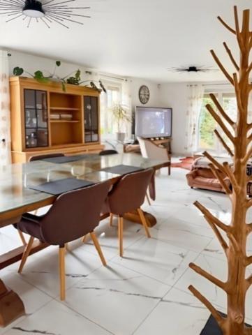 Maison à vendre 8 pièces 177 m2 MAROMME (76)