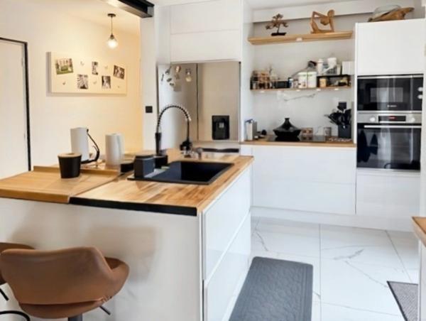 Maison à vendre 8 pièces 177 m2 MAROMME (76)