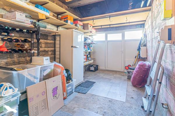 Maison 329 868 € Eysines 4 p 82 m² DPE D