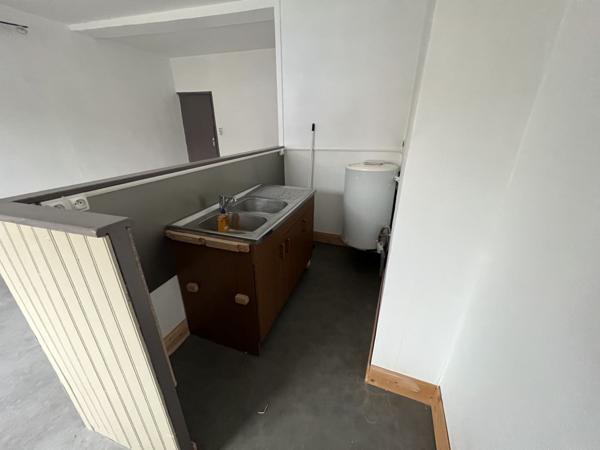 Location Appartement33 m² - 1 Pièce - ST POL SUR TERNOISE (62130)