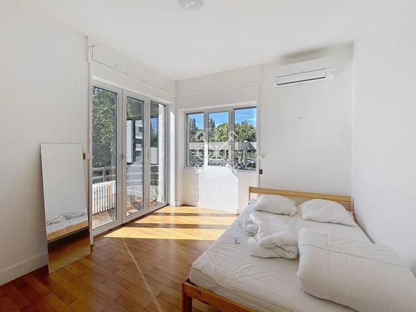 T5 MEUBLE AVEC GRANDE TERRASSE – BRON