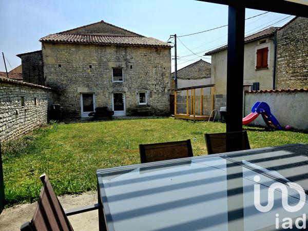 Maison à vendre 7 pièces 140 m² Aigre