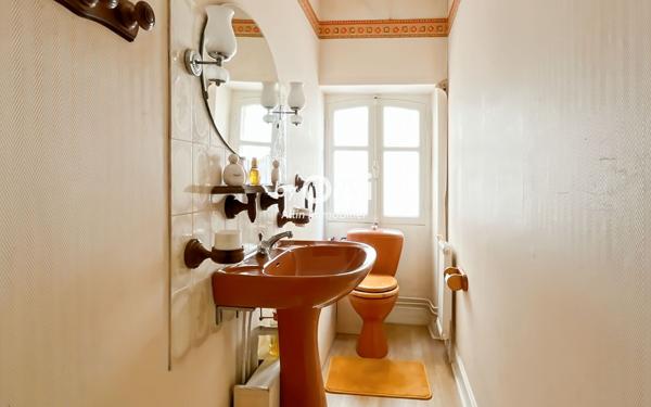 Maison à vendre    6 pièces •  Désertines