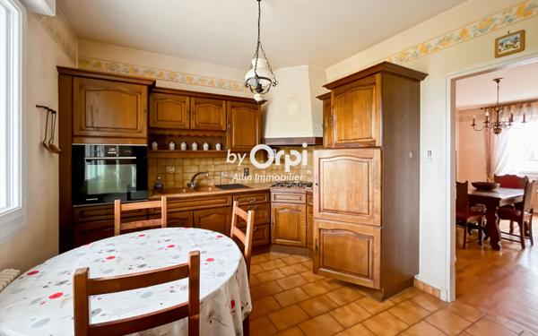 Maison à vendre    6 pièces •  Désertines