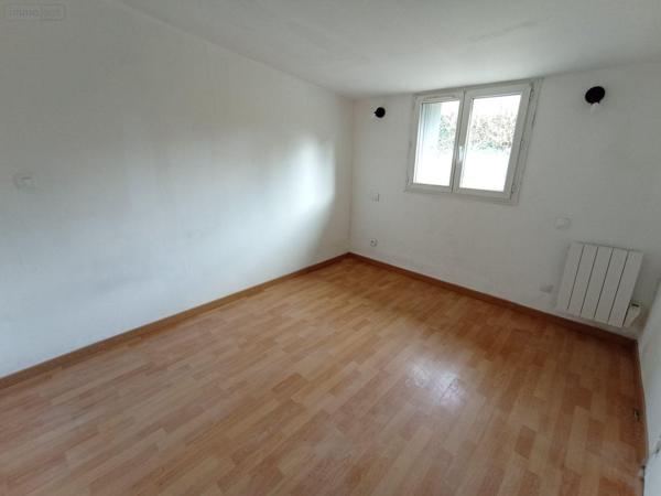 Maison à vendre à Saint-Georges-des-Groseillers dans l'Orne (61100), ref : 14085-3656   
CENTRE-VILLE