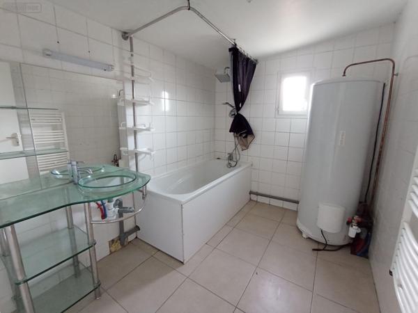 Maison à vendre à Saint-Georges-des-Groseillers dans l'Orne (61100), ref : 14085-3656   
CENTRE-VILLE