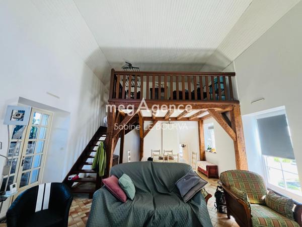 Maison à Guingamp, 22200 - 6 pièces 177m²