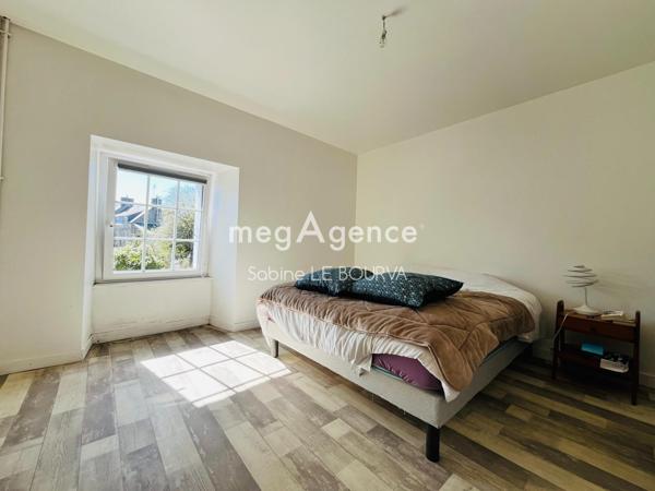 Maison à Guingamp, 22200 - 6 pièces 177m²