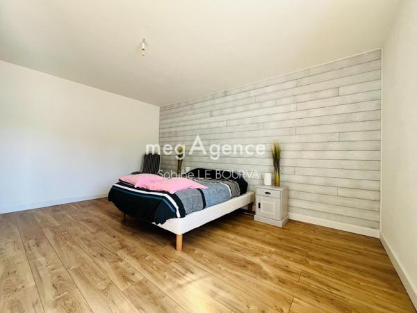 Maison à Guingamp, 22200 - 6 pièces 177m²