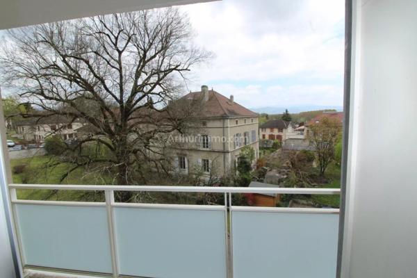 Location Appartement 3 pièces 57 m2 à Morestel