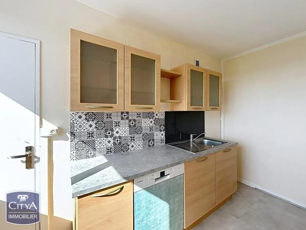Appartement à vendre 3 pièces 68.39m² Laval (53000)