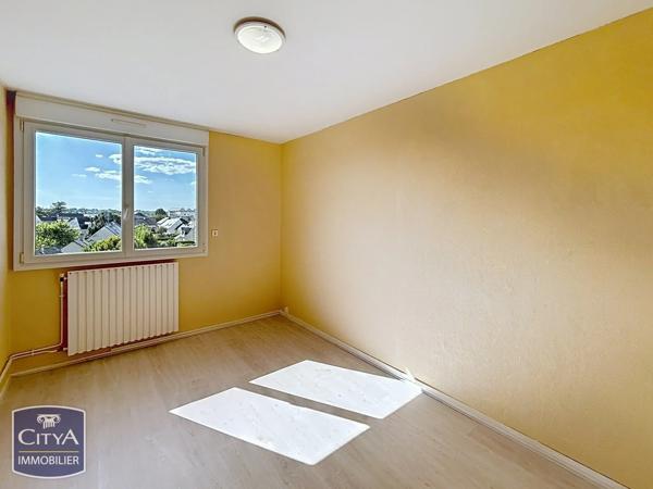 Appartement à vendre 3 pièces 68.39m² Laval (53000)