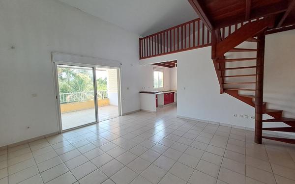 Appartement à vendre    3 pièces •  Remire-Montjoly