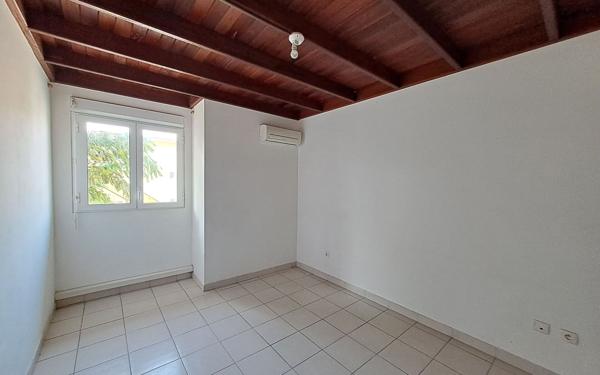 Appartement à vendre    3 pièces •  Remire-Montjoly