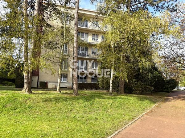 Appartement d'Exception 3 Pièces à Vendre, Quartier Carnot à Compiègne - Réf. 10987