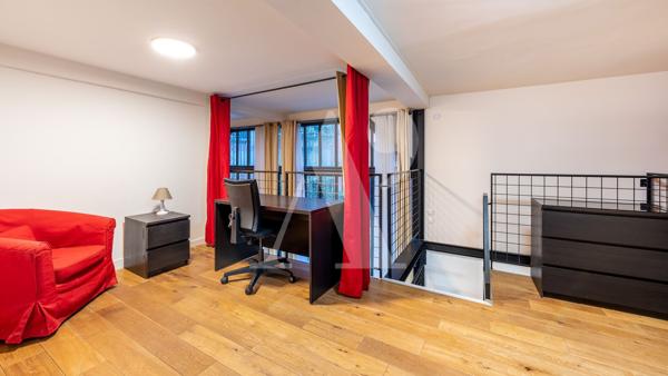 Atelier d'Artiste en Duplex quartier Ternes - 17è Arrondissement - Paris