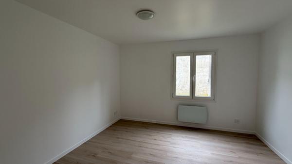 Maison Cires Les Mello  Proche, 4 pièces, 2 chambres, cuisine aménagée, jardin