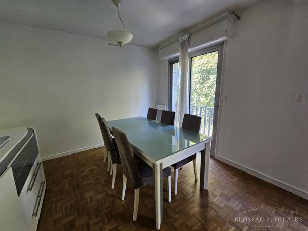 POITIERS PLATEAU BLOSSAC, T3 de 63 m² avec ascenseur et balcon.