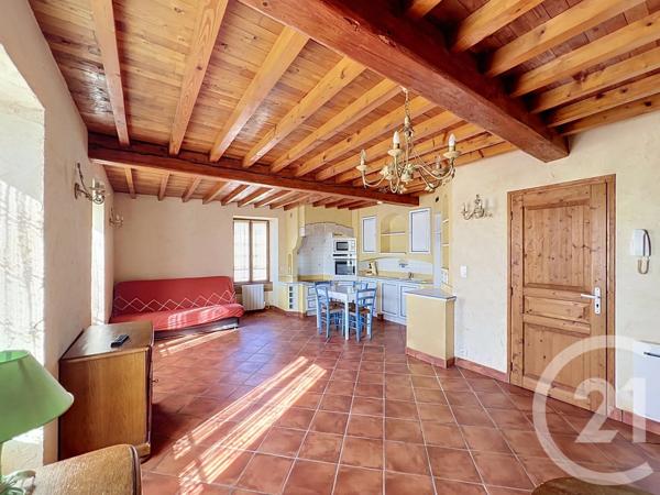 Immeuble à vendre  180 m 2   COURNON D AUVERGNE  - 63