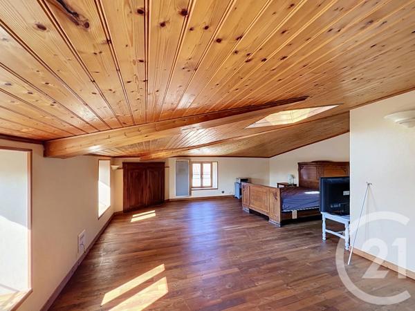 Immeuble à vendre  180 m 2   COURNON D AUVERGNE  - 63