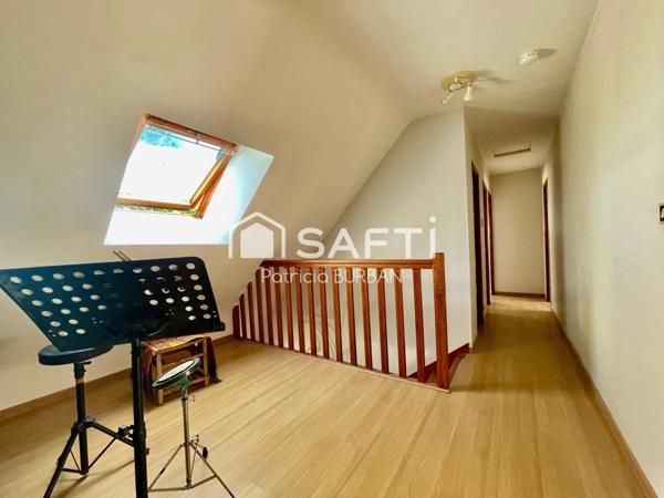 Maison 7 pièces 15523 m2 proche gare de Questembert