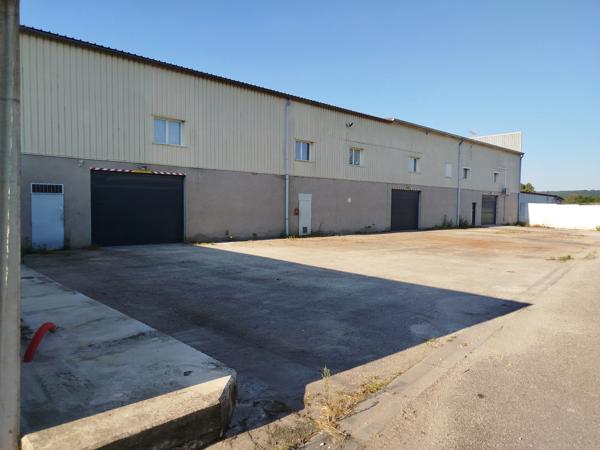 À VENDRE – Entrepôt de 990 m² à Contrexéville (Vosges)