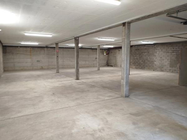 À VENDRE – Entrepôt de 990 m² à Contrexéville (Vosges)