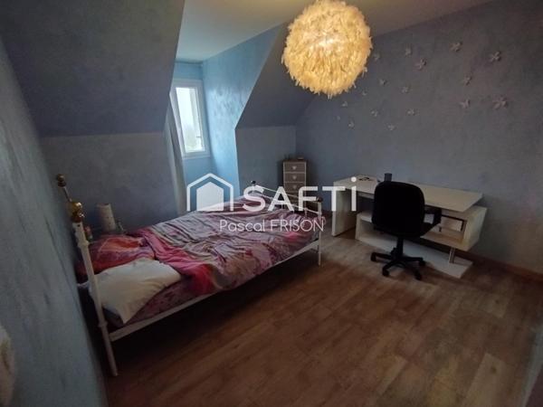 AMBOISE, maison individuelle de 188 m², 08 pièces