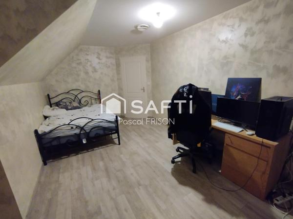 AMBOISE, maison individuelle de 188 m², 08 pièces