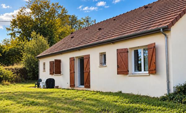 PAVILLON TRADITIONNEL DE PLAIN-PIED – 3 CHAMBRES – JARDIN DE 755 M² CHARITE SUR LOIRE proche NEVERS