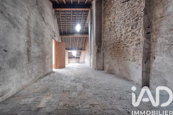 Immeuble à vendre 278 m² Étampes