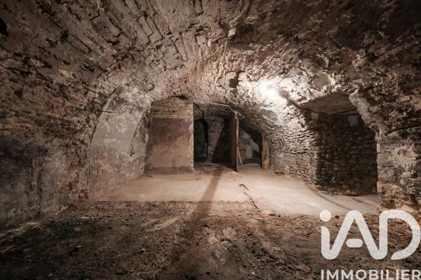 Immeuble à vendre 278 m² Étampes