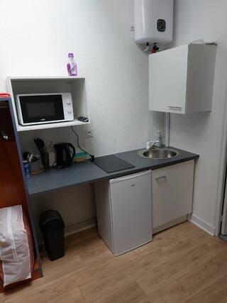 Location Studio meublé - face gare