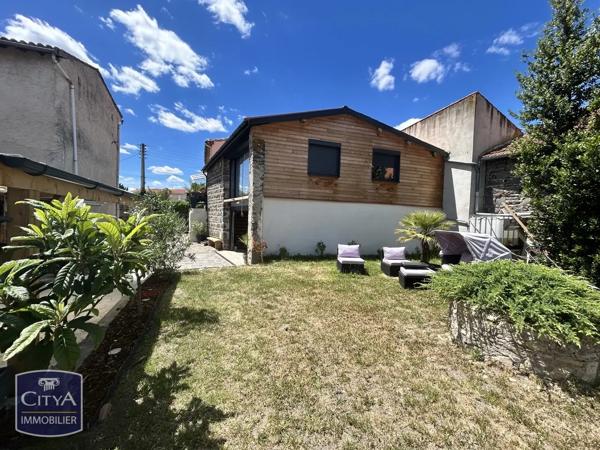 Maison à vendre 6 pièces 160m² Lussat (63360)