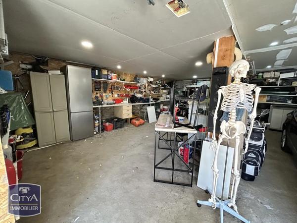 Maison à vendre 6 pièces 160m² Lussat (63360)