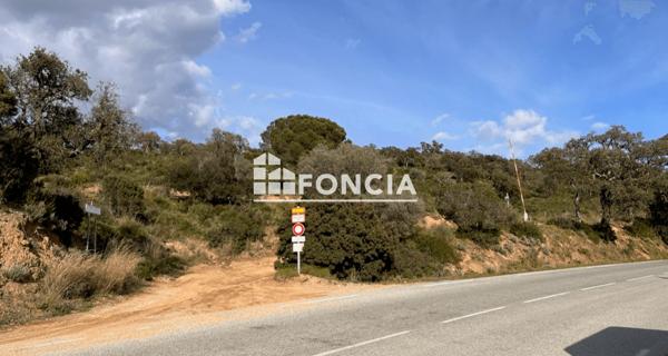 À vendre Terrain 3744 m² - La Londe-les-maures 83250