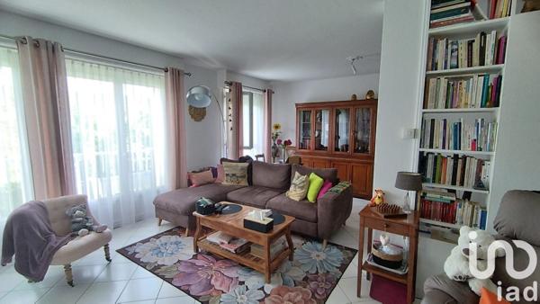 Appartement 5 pièces de 110 m² à Oyonnax (01100)