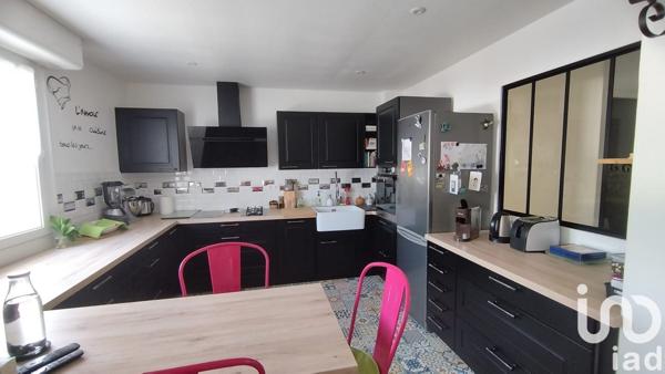 Appartement 5 pièces de 110 m² à Oyonnax (01100)