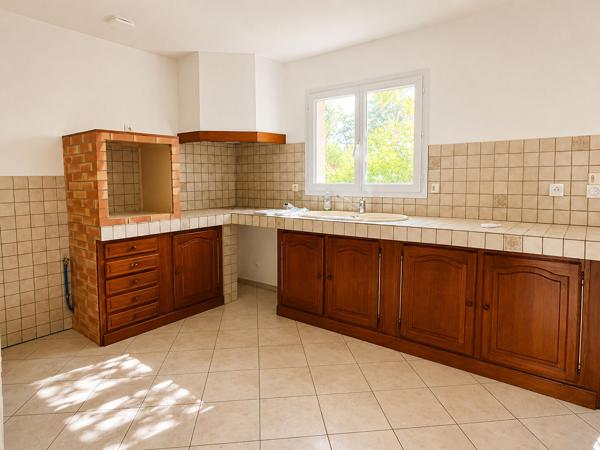 CESTAS/PIERROTON : Maison de plain-pied 118m2 avec Garage.