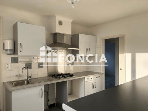 Location Maison 4 pièces 66.32 m² - 5 AVENUE PRECILHON Oloron Sainte Marie 64400